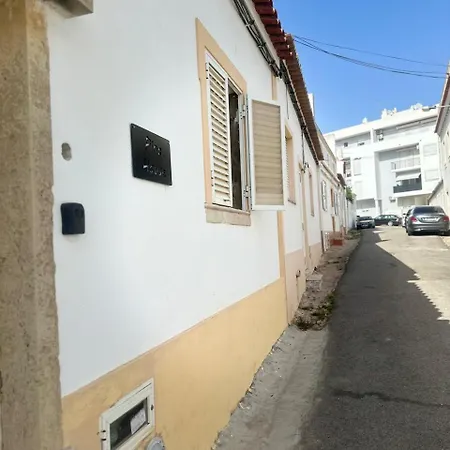 度假居 Pina House *